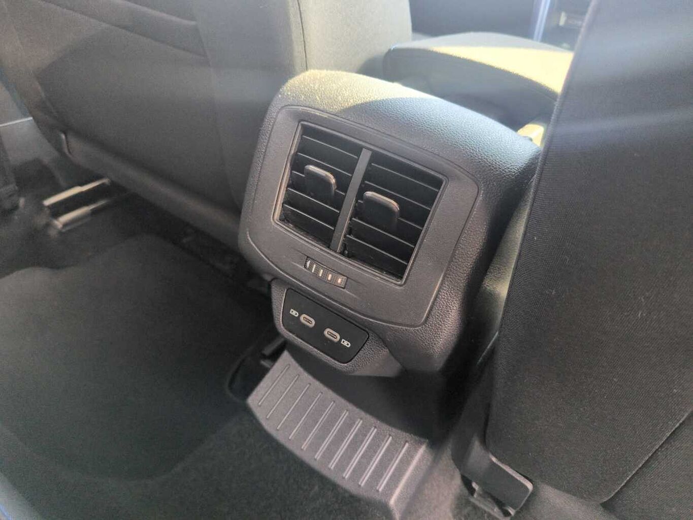 Volkswagen T-ROC 2017 1.5 TSI United 150PS EVO DSG