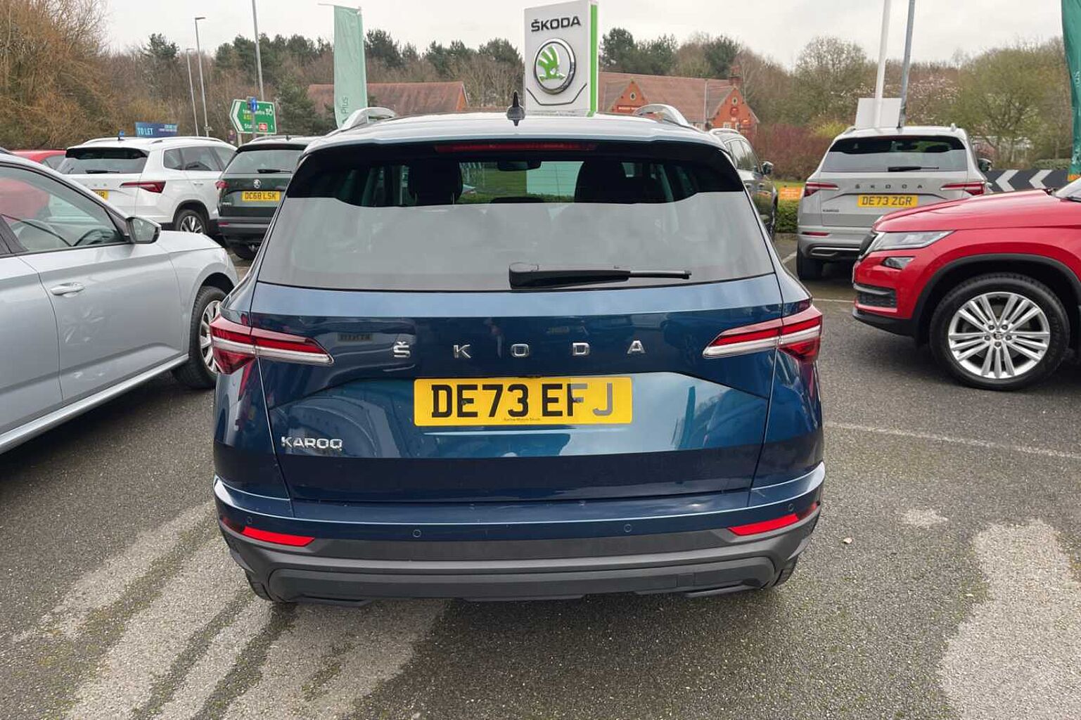 SKODA Karoq SUV 1.0 TSI (110ps) SE L