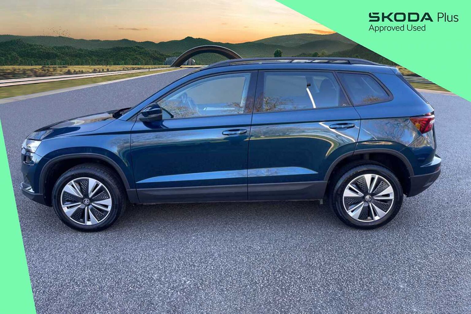 SKODA Karoq SUV 1.0 TSI (110ps) SE Drive
