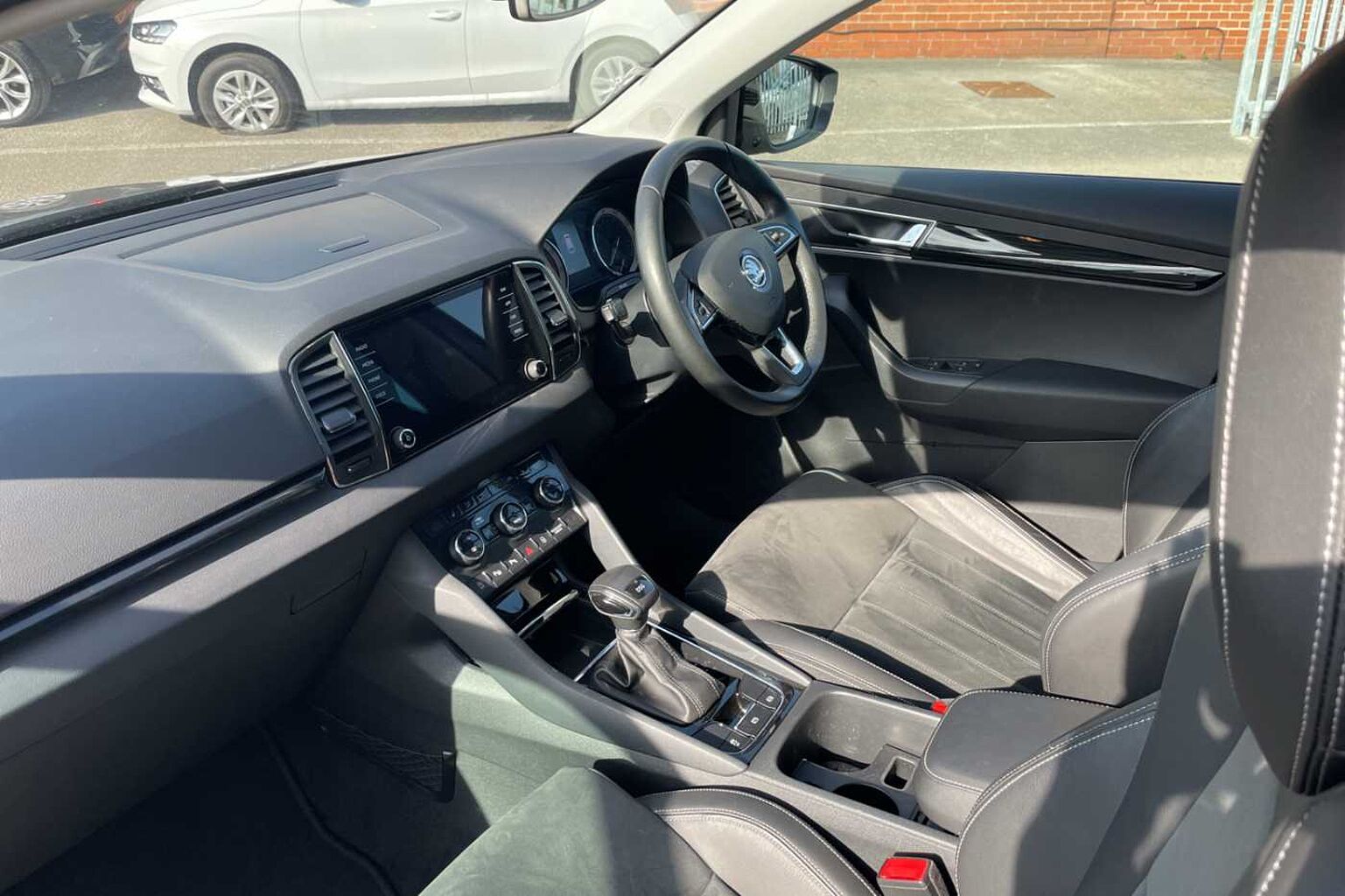 SKODA Karoq SUV 1.0 TSI (115ps) SE L DSG