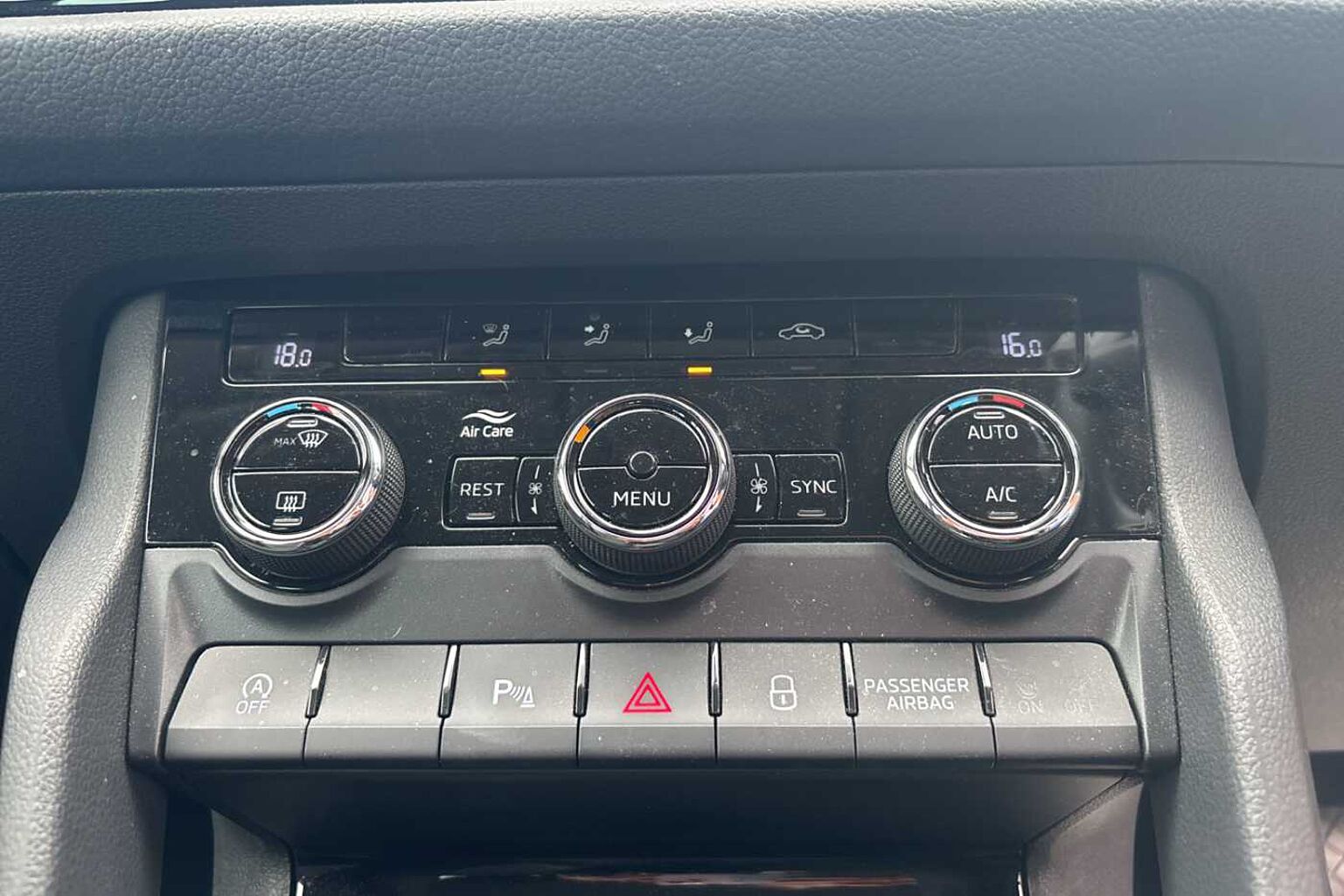 SKODA Kodiaq 1.5 TSI (150ps) SE Drive (5 seats) ACT