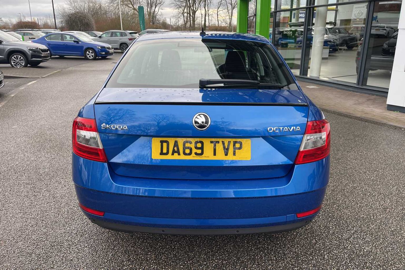 SKODA Octavia Hatchback 1.5 TSI SE Drive ACT (150ps)