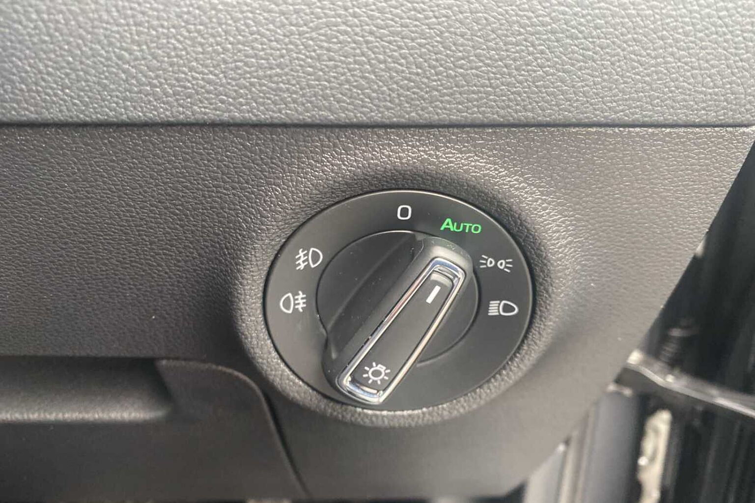 SKODA Karoq SUV 1.5 TSI (150ps) SE L ACT DSG
